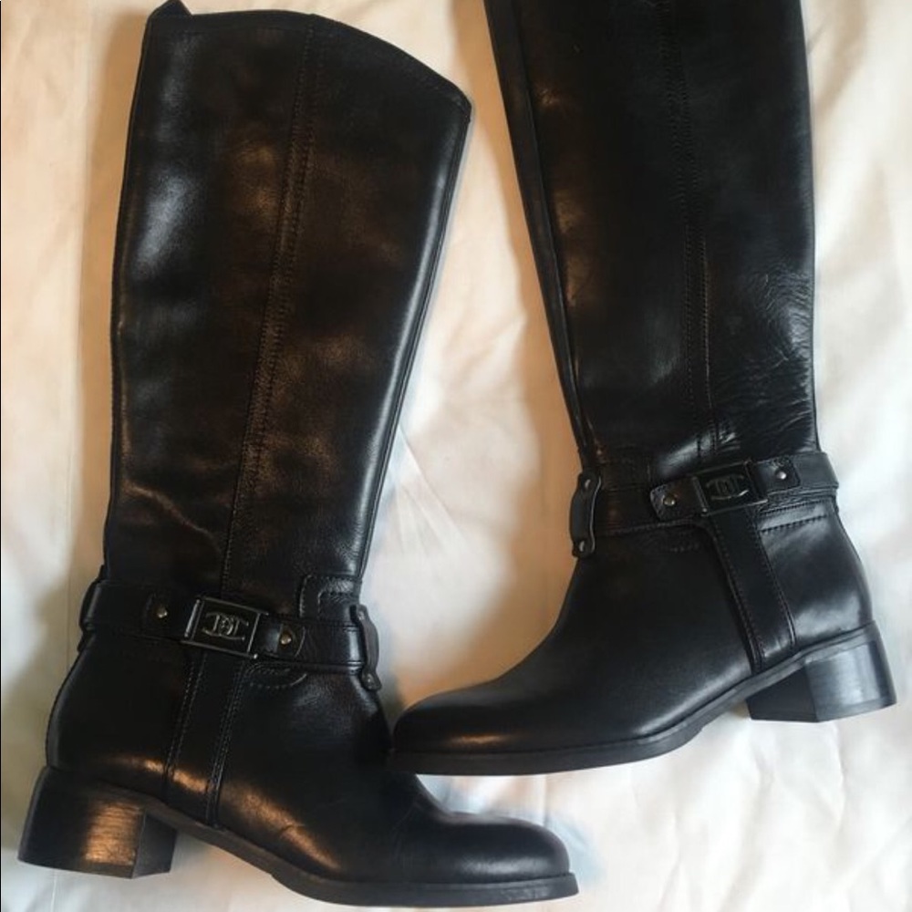 Black Ridding boots